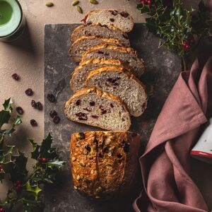 CRANBERRY & PUMPKIN SEED BLOOMER WITH SOURDOUGH