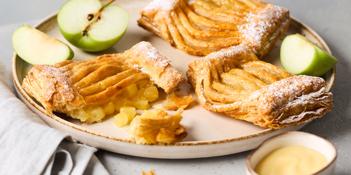 apple and custard